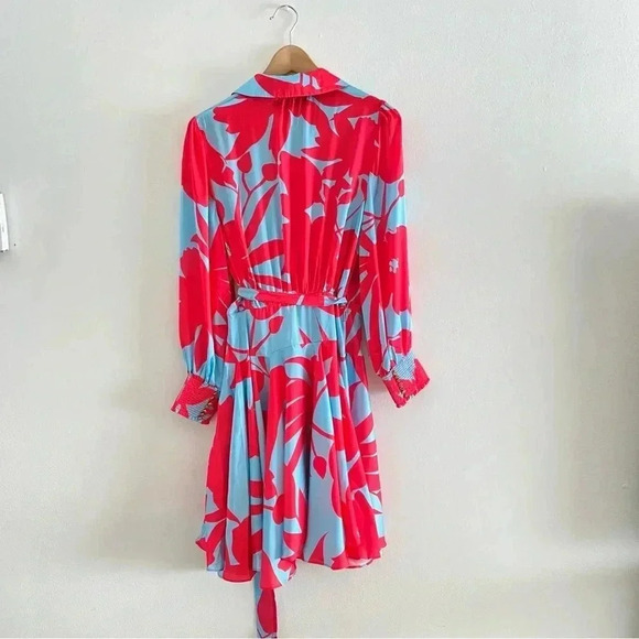 SUKISO WOMEN'S ELSA WRAP DRESS Large - Picture 7 of 11